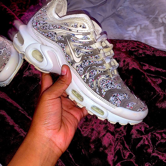 Nike air maxs - Picture 1 of 2